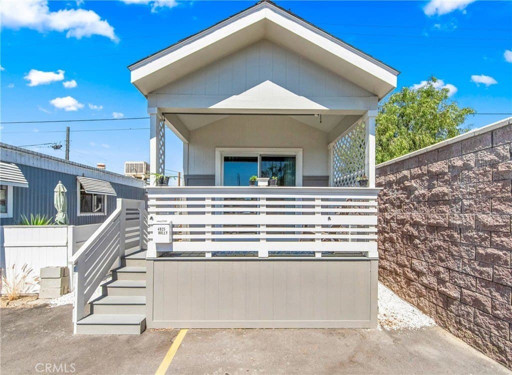 4925 Holly Ave, Long Beach