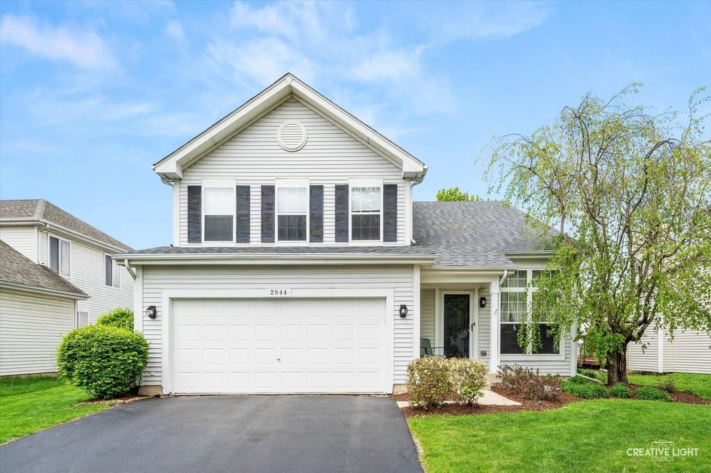 2844 Bluewater Cir, Naperville