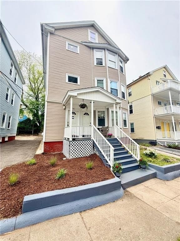40 Richter St, Providence