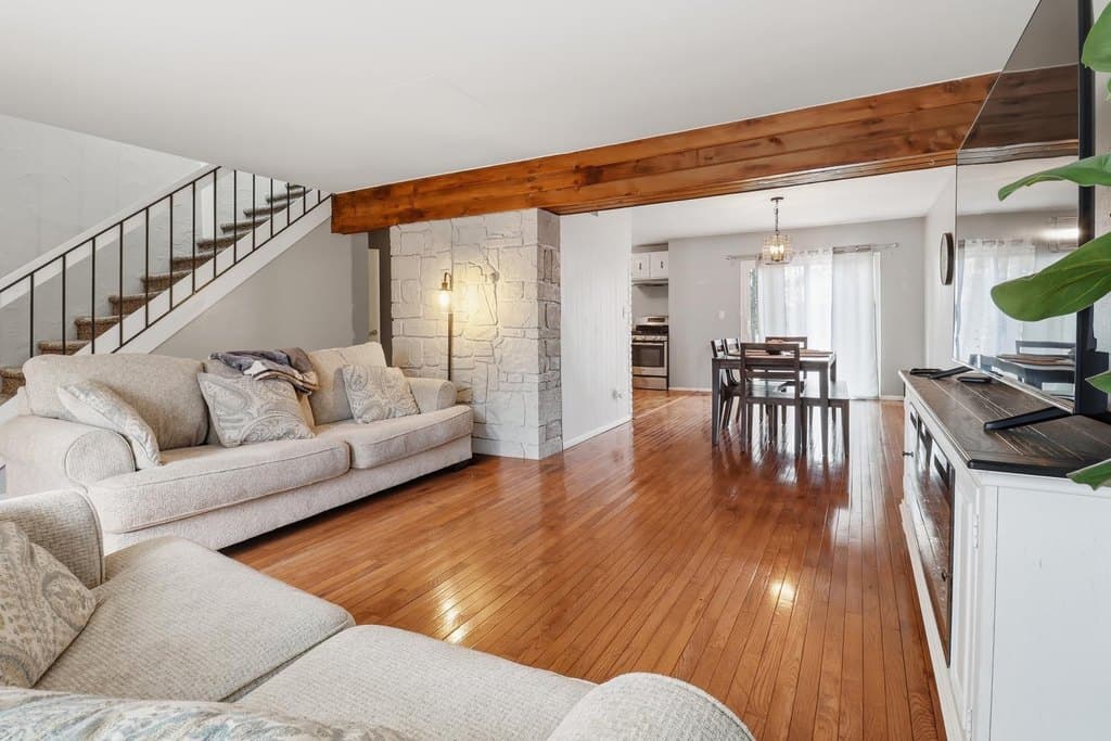 9228 N 70th St Unit 9, Milwaukee