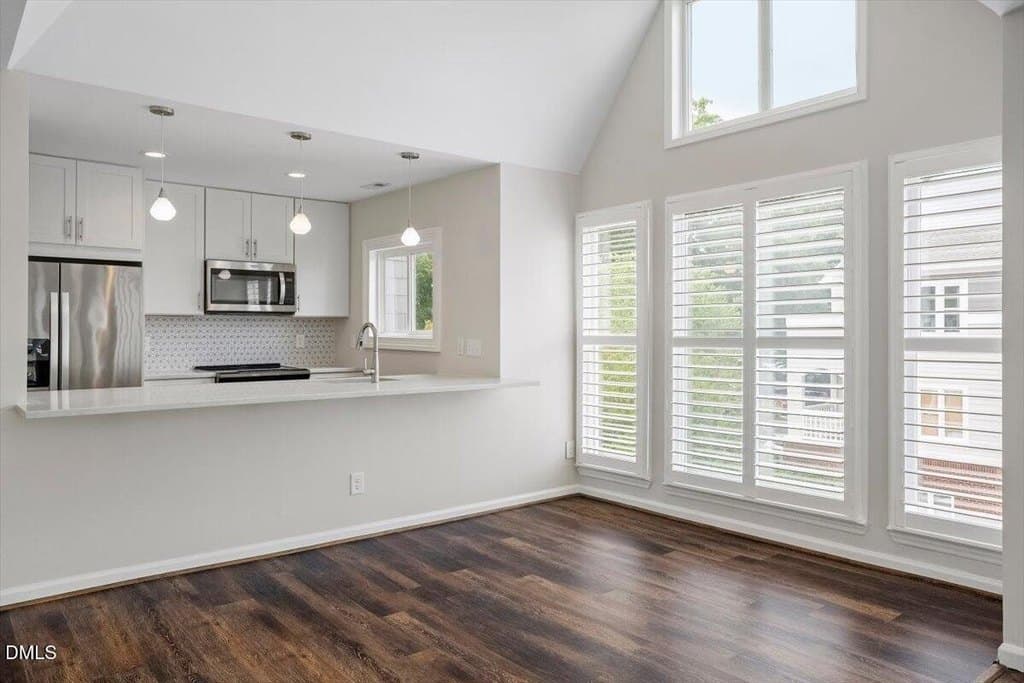 1000 Brighthurst Dr Unit 310, Raleigh