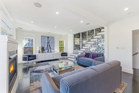 108 Cushing Ave Unit 2