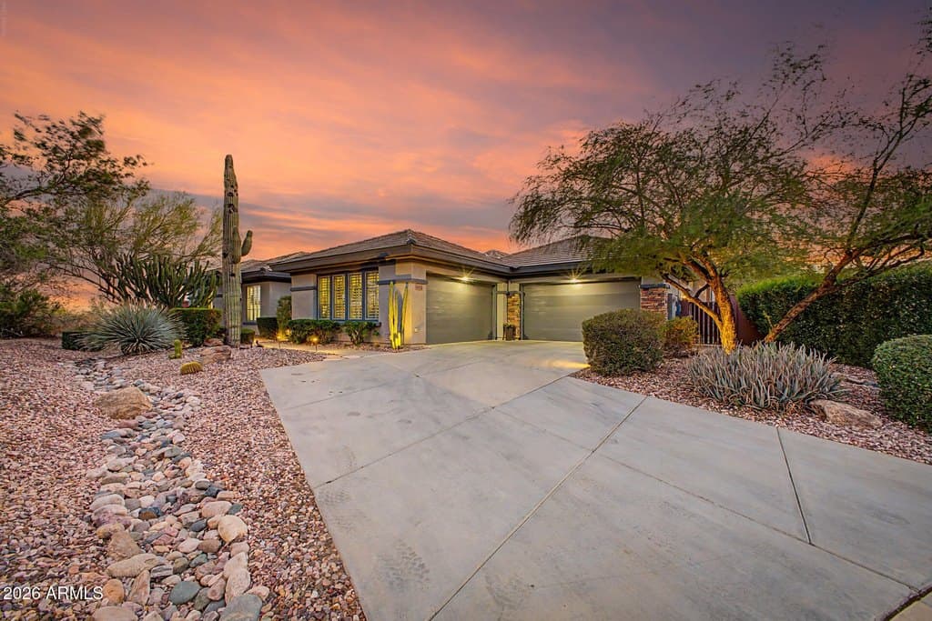 40802 N Thunder Hills Ct