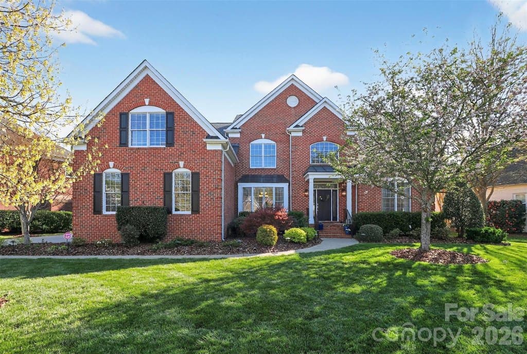 5902 Legacy Cir, Charlotte