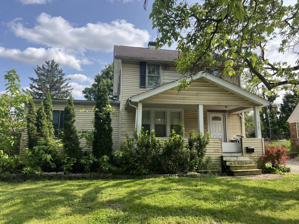 2107 Jackson Ave, Ann Arbor