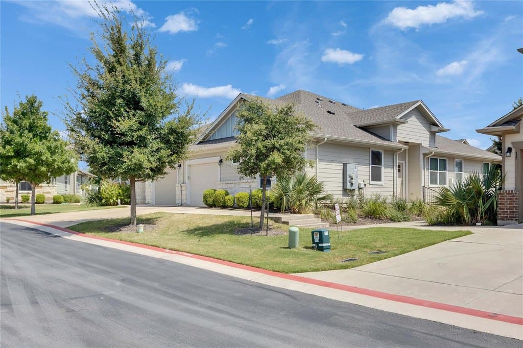 1701 Logan Dr Unit 12, Round Rock
