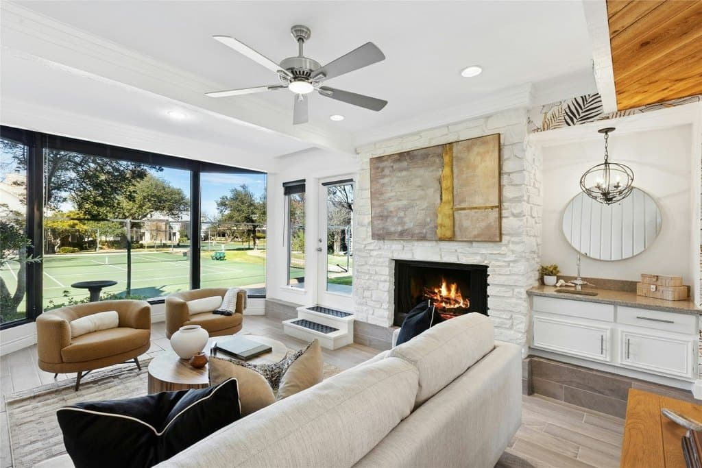 102 World of Tennis Sq, Austin