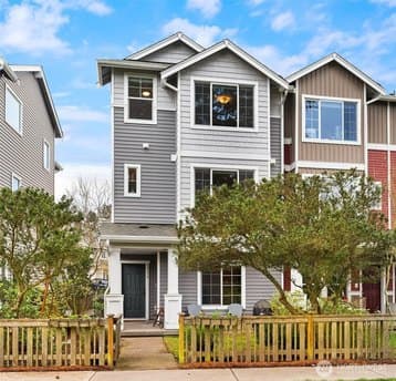 6576 High Point Dr SW