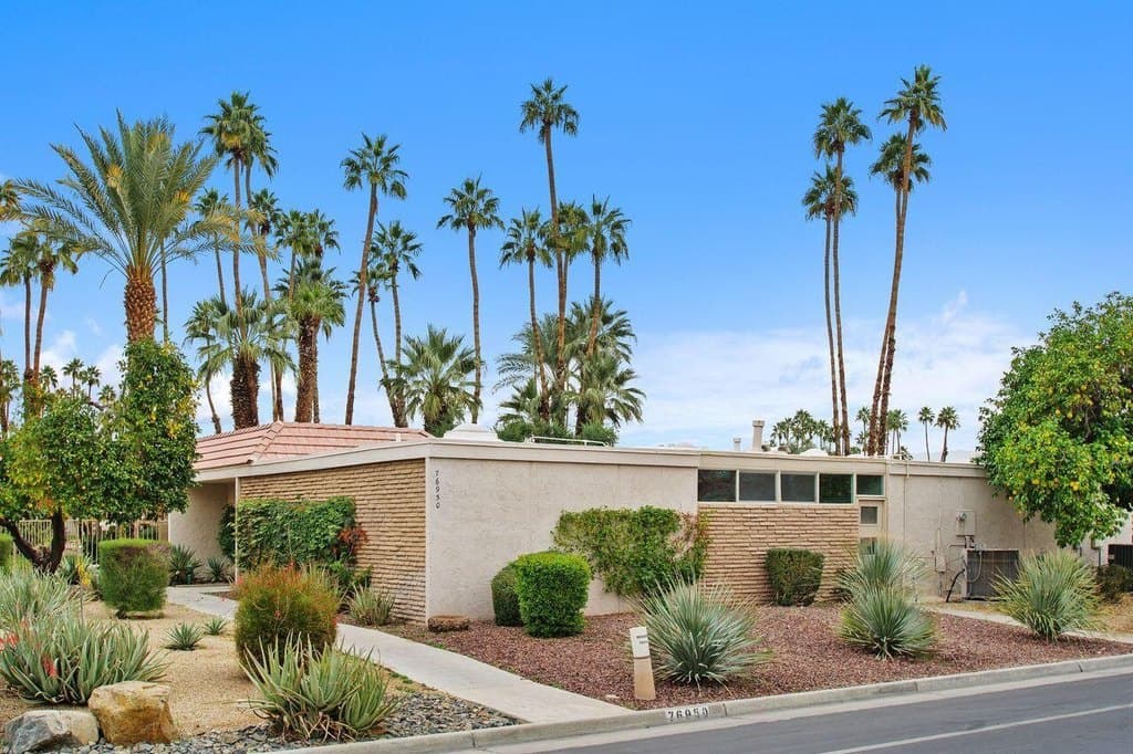 76950 Iroquois Dr, Indian Wells