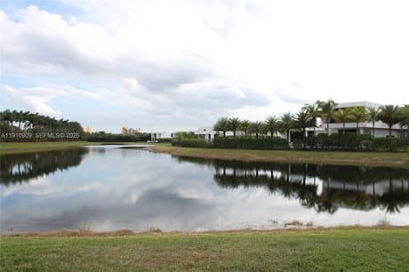 180 Riviera Cir Unit 30-5