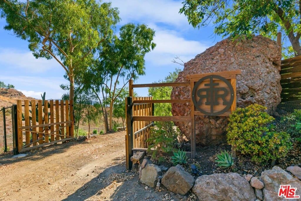 12470 Yerba Buena Rd, Malibu