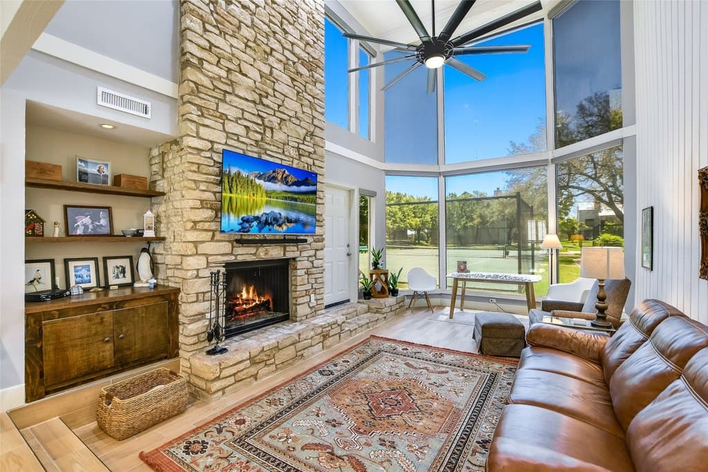 118 World of Tennis Sq, Lakeway