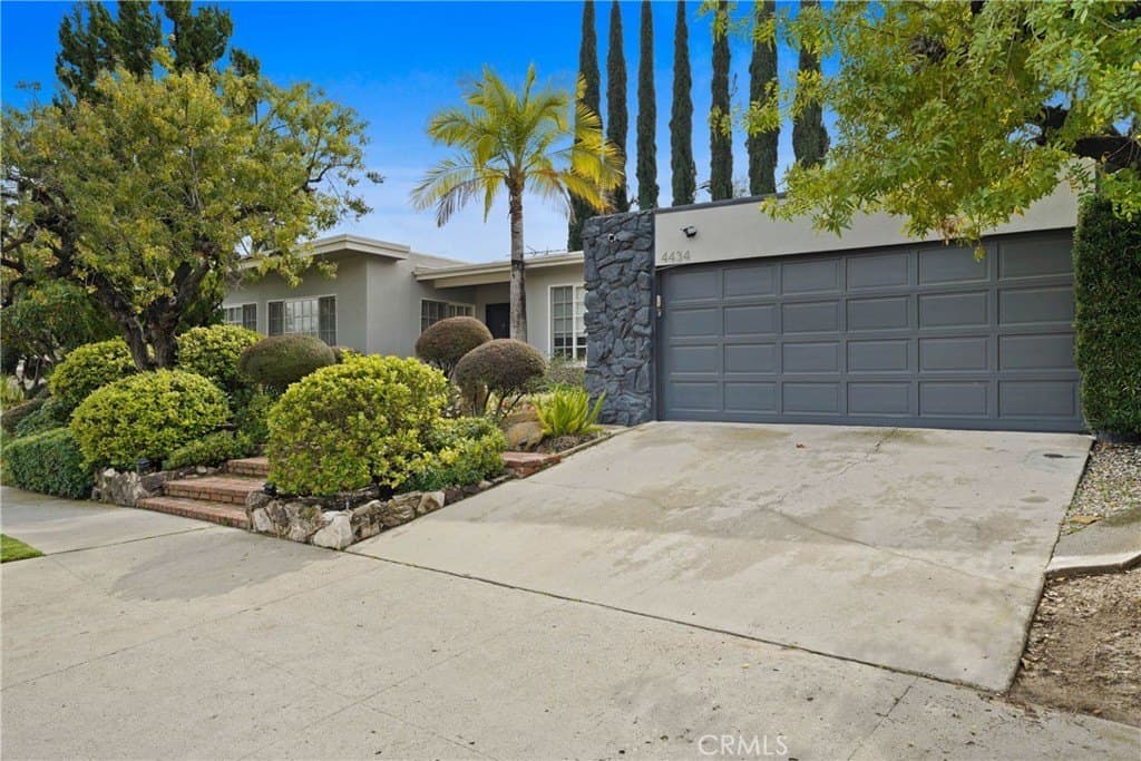 4434 Nogales Dr