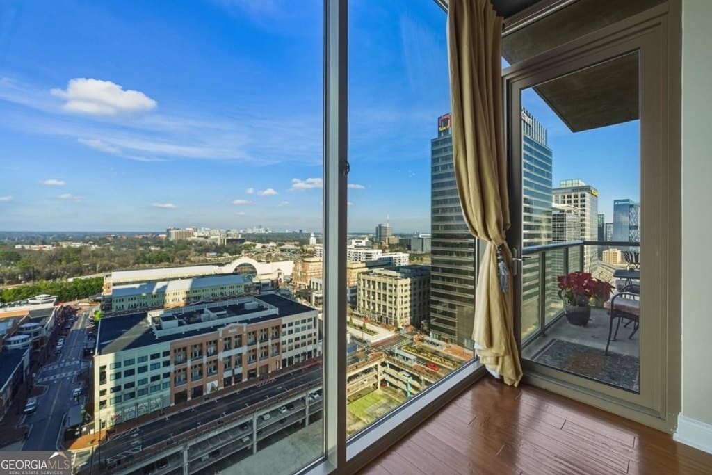 270 17th St NW Unit 1804