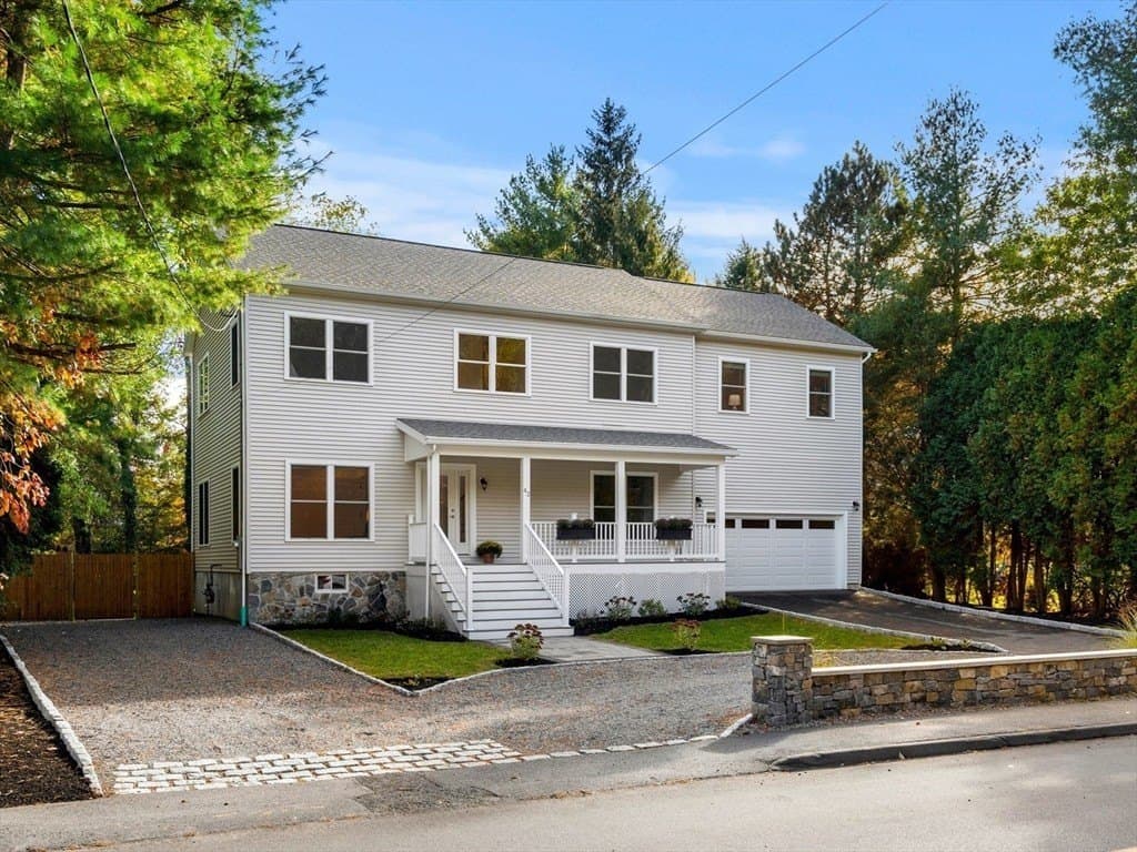 42 Winthrop Rd, Lexington