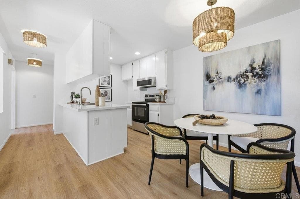 13765 Ruette Le Parc Unit F, Del Mar