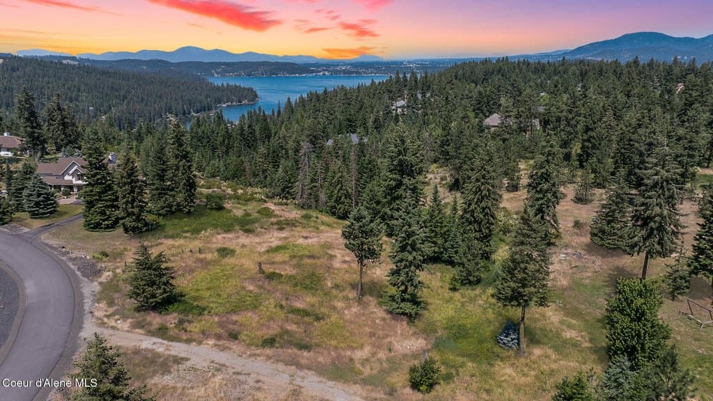 Nna S Greenfield Ln, Coeur d'Alene