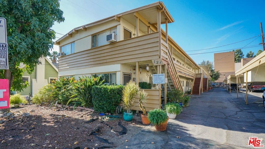 121 Maynard St, Glendale