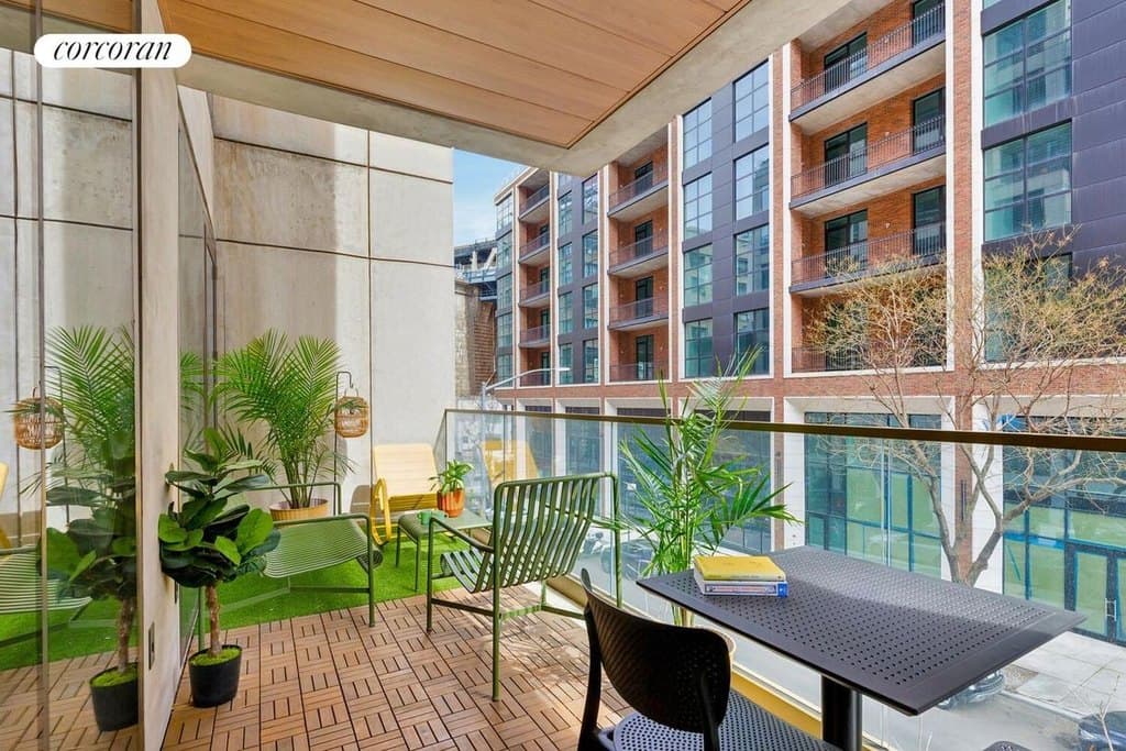 98 Front St Apt 4G, Brooklyn