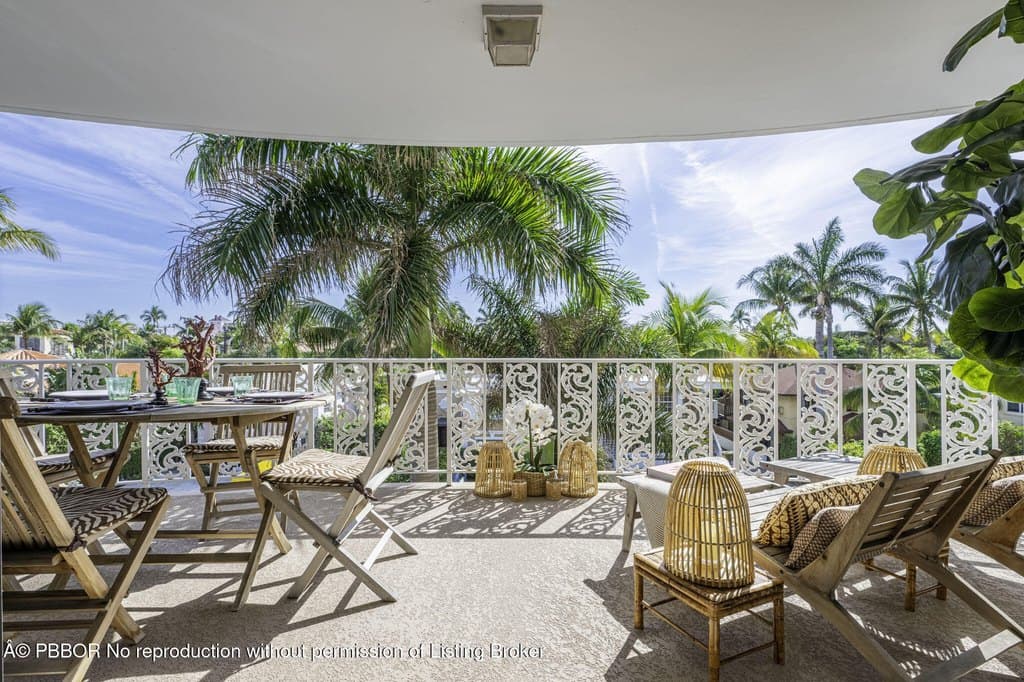 227 Australian Ave Unit 35, Palm Beach