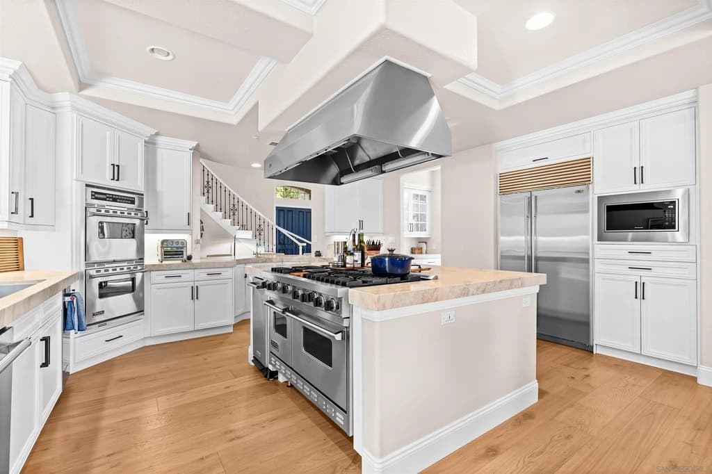 301 Cantle Ln, Encinitas