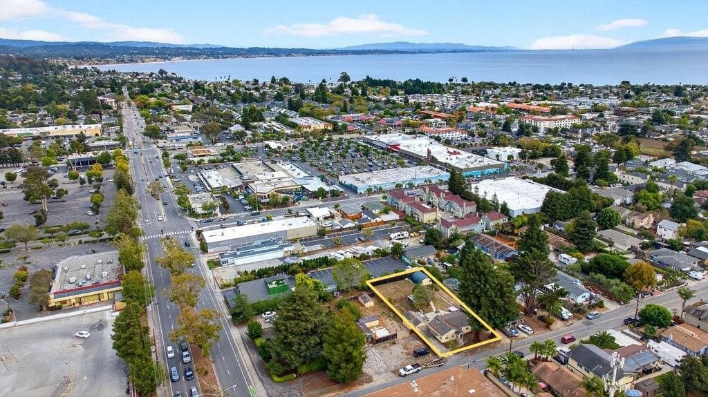 1610 Bulb Ave, Santa Cruz