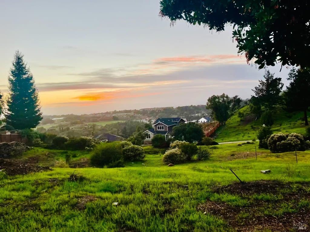 3700 Giorno Ct, Santa Rosa