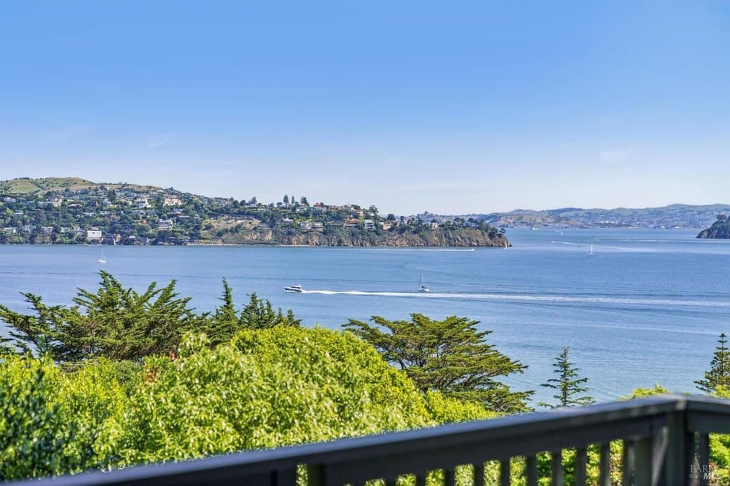 126-134 Edwards Ave, Sausalito