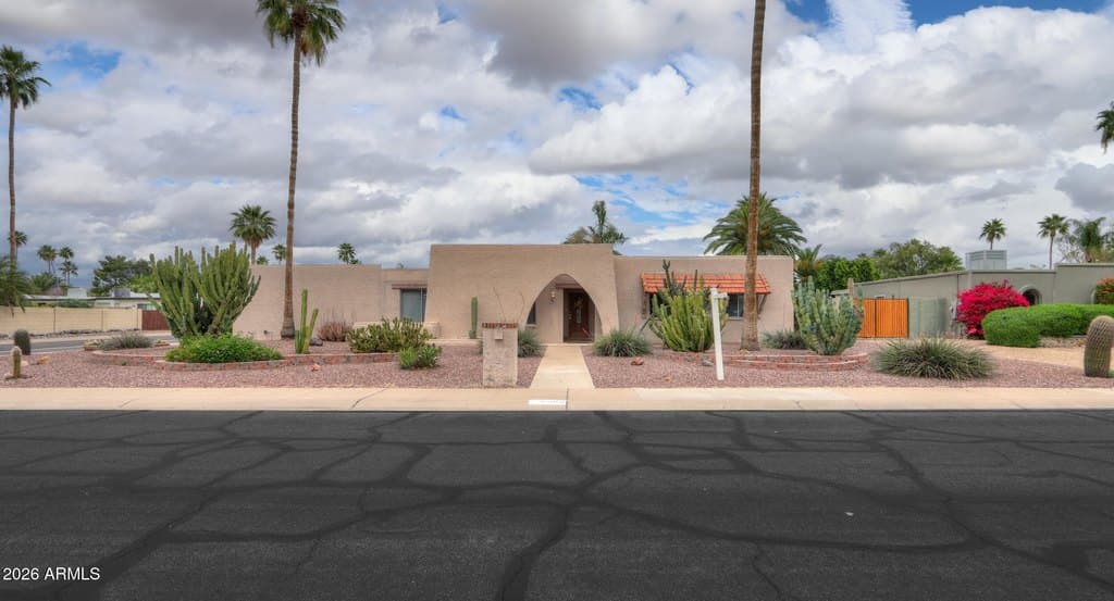 6902 E Sheena Dr, Scottsdale