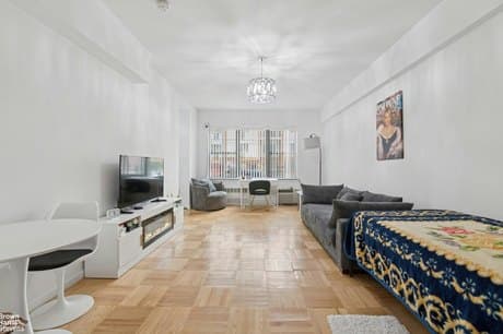 76-26 113th St Unit 1B