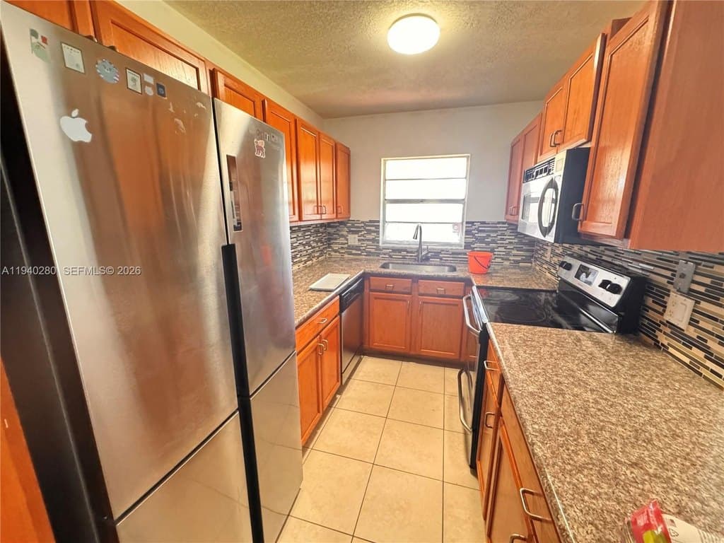 1100 NW 13th St Apt 294D, Boca Raton