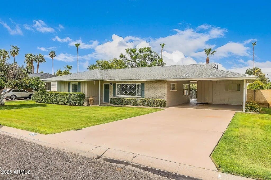 4577 E Calle Ventura