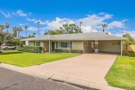 4577 E Calle Ventura