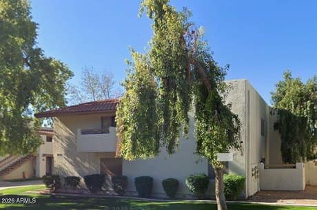 8842 N 8th St Unit 207