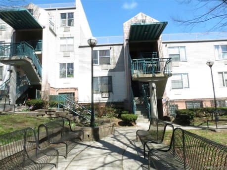 522 E 159th St Unit 2B