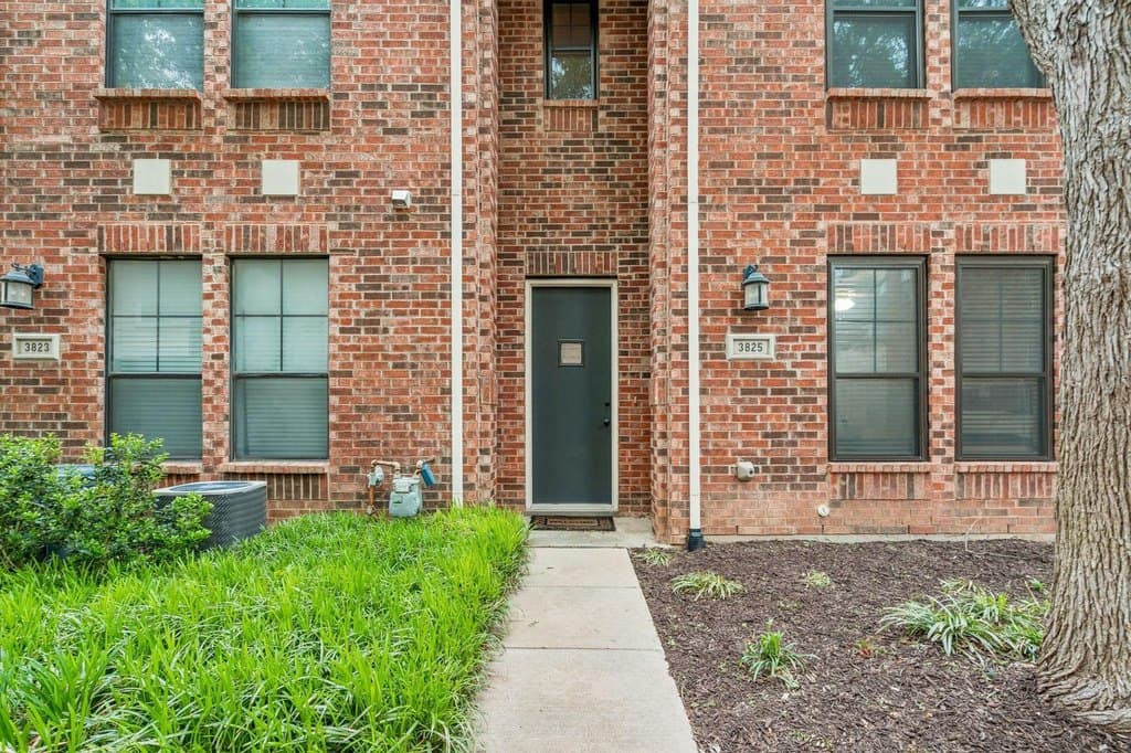 3825 Birkdale Dr, Fort Worth