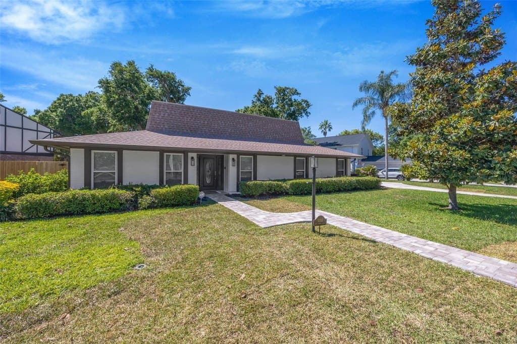 13313 Golf Crest Cir