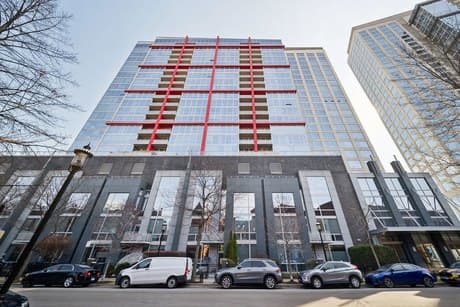 1841 S Calumet Ave Apt 1203