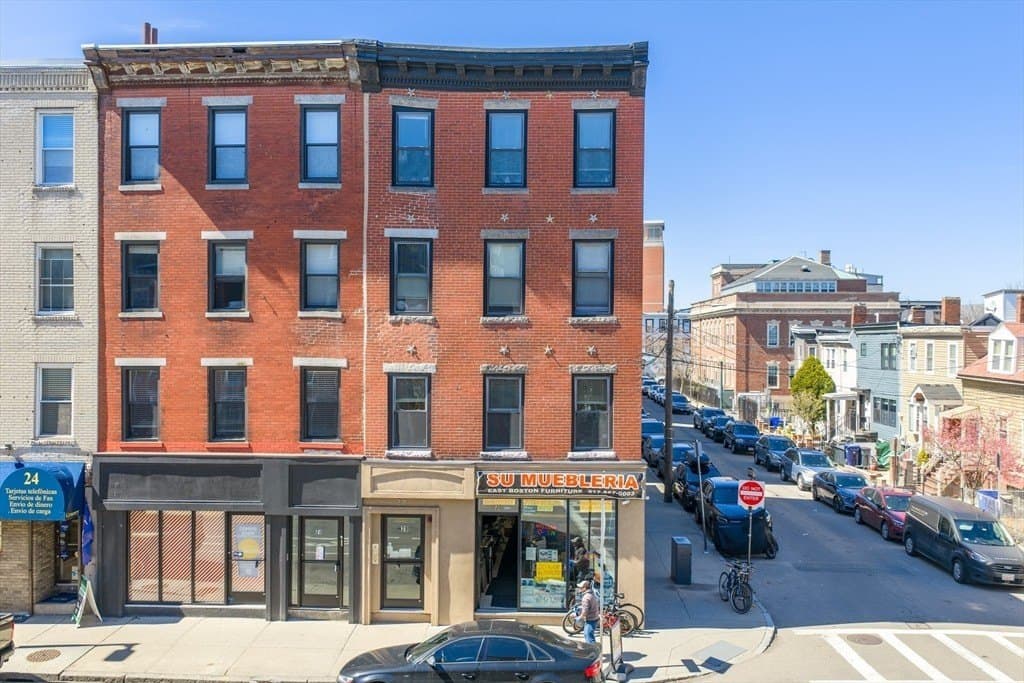 28 Chelsea St, Boston