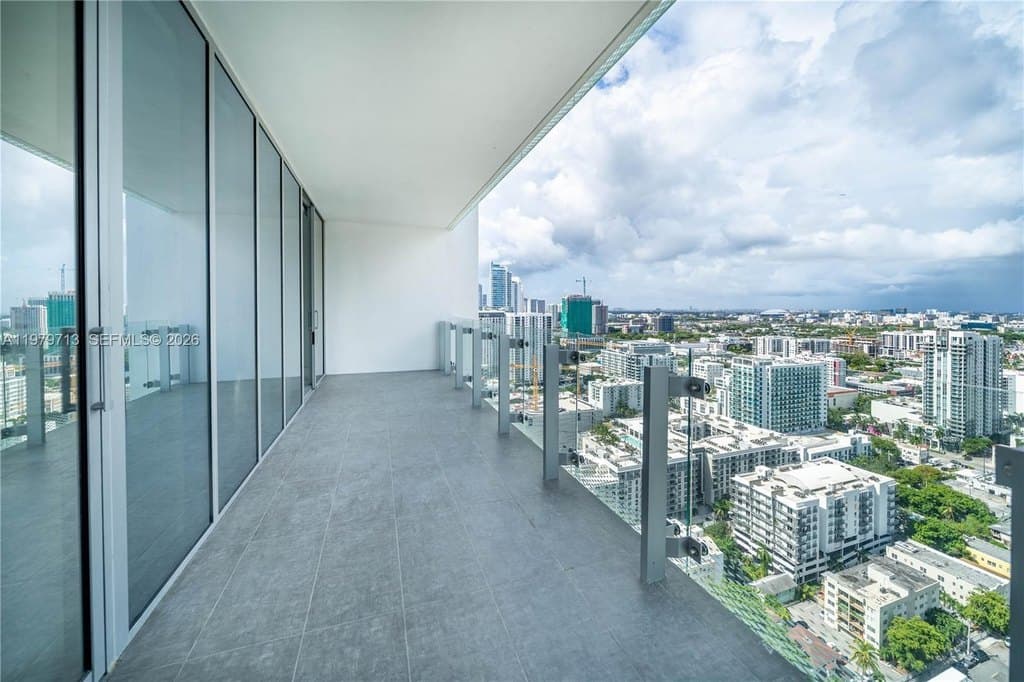 700 NE 26th Ter Unit 3006