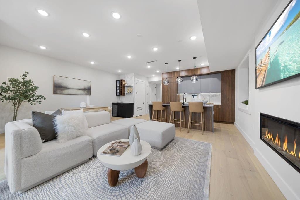 373 New York Ave Unit 1, Jersey City