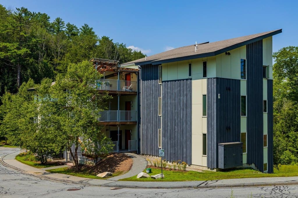 11 Gile Dr Unit 1B, Hanover