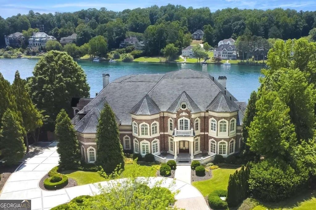 1210 Troon Ct, Alpharetta