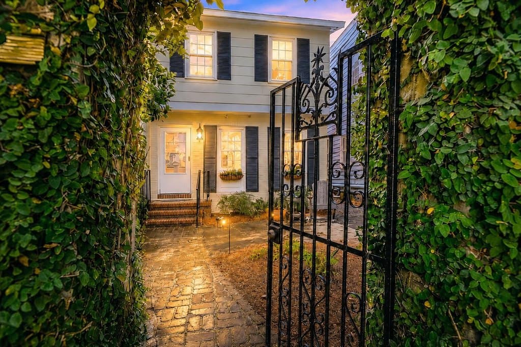 22 Pitt St Unit A