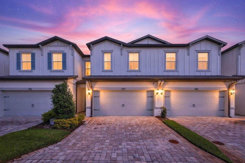 339 Sandbar Ave NE, Saint Petersburg