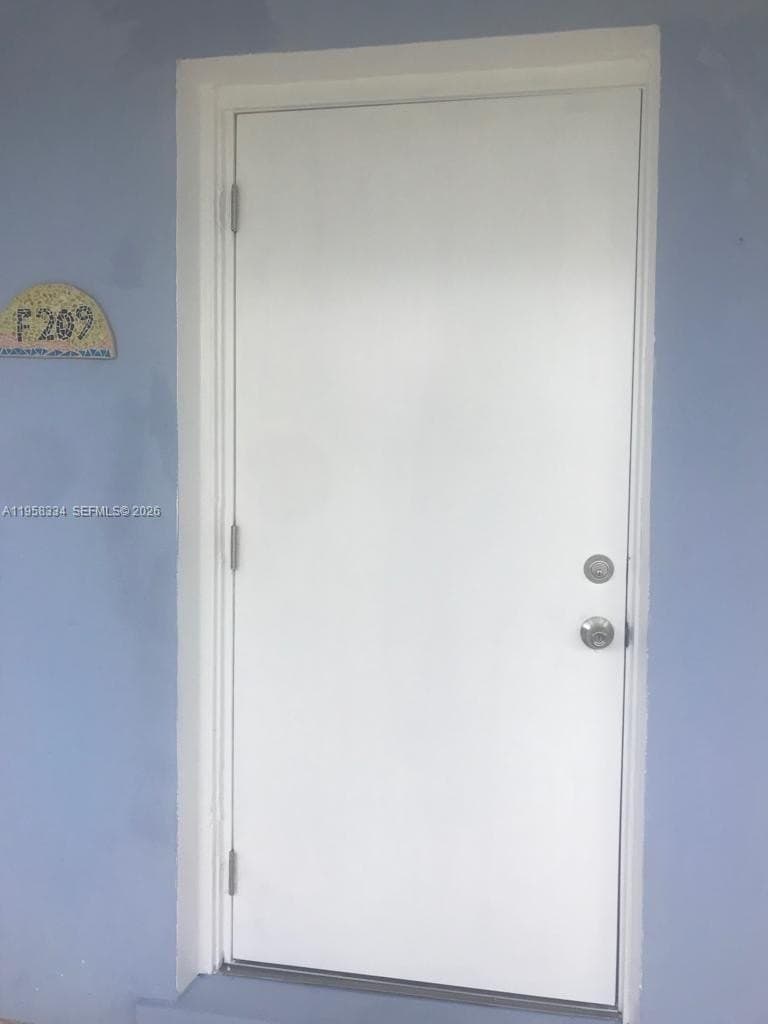 7570 SW 82nd St Apt F209