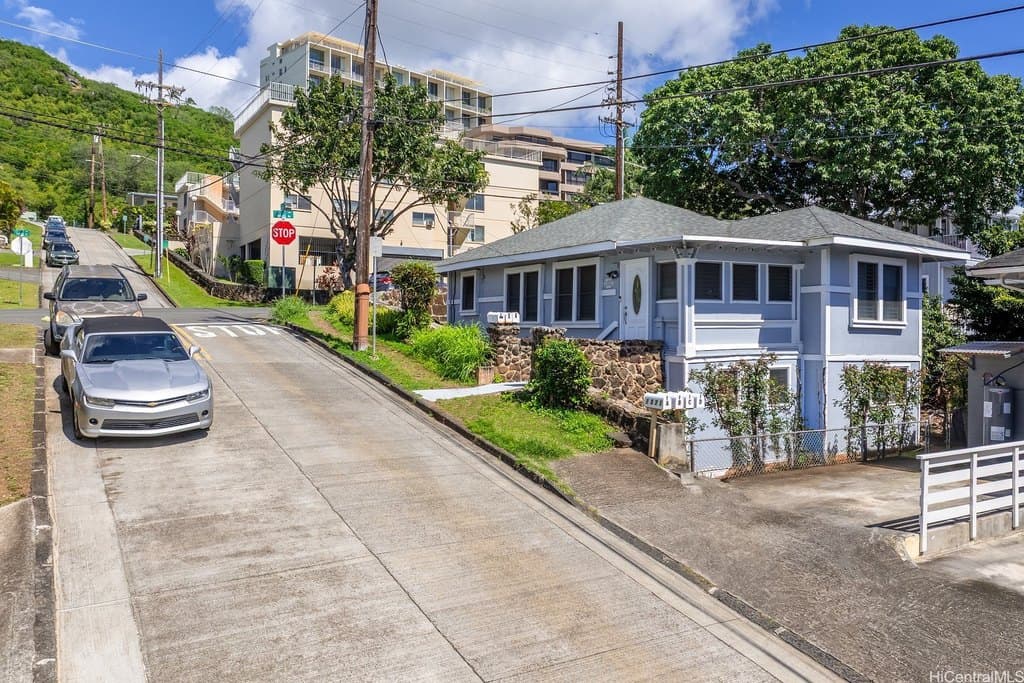 1581 Miller St, Honolulu