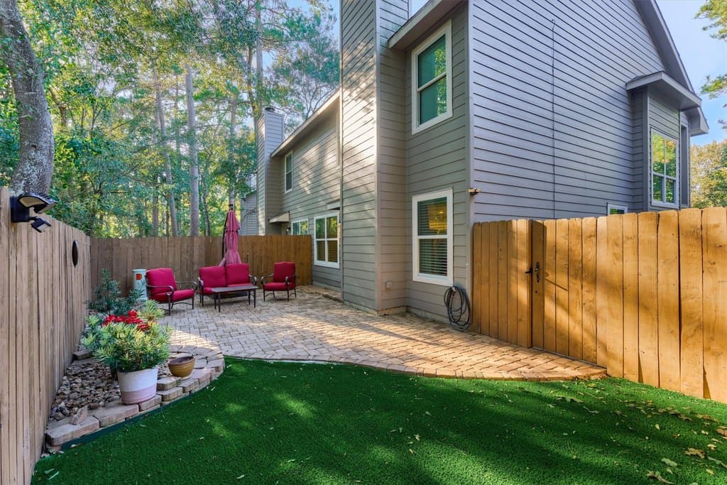 30 Musgrove Pl, The Woodlands