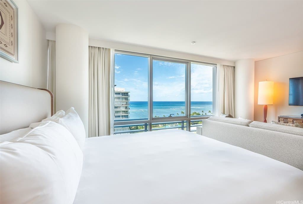 223 Saratoga Rd Unit 1421, Honolulu