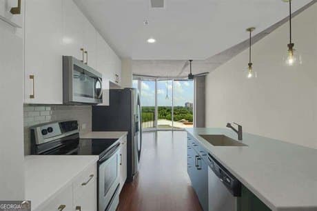 361 17th St NW Unit 910